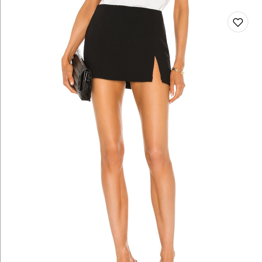 Amanda UpRichard Dale Skort